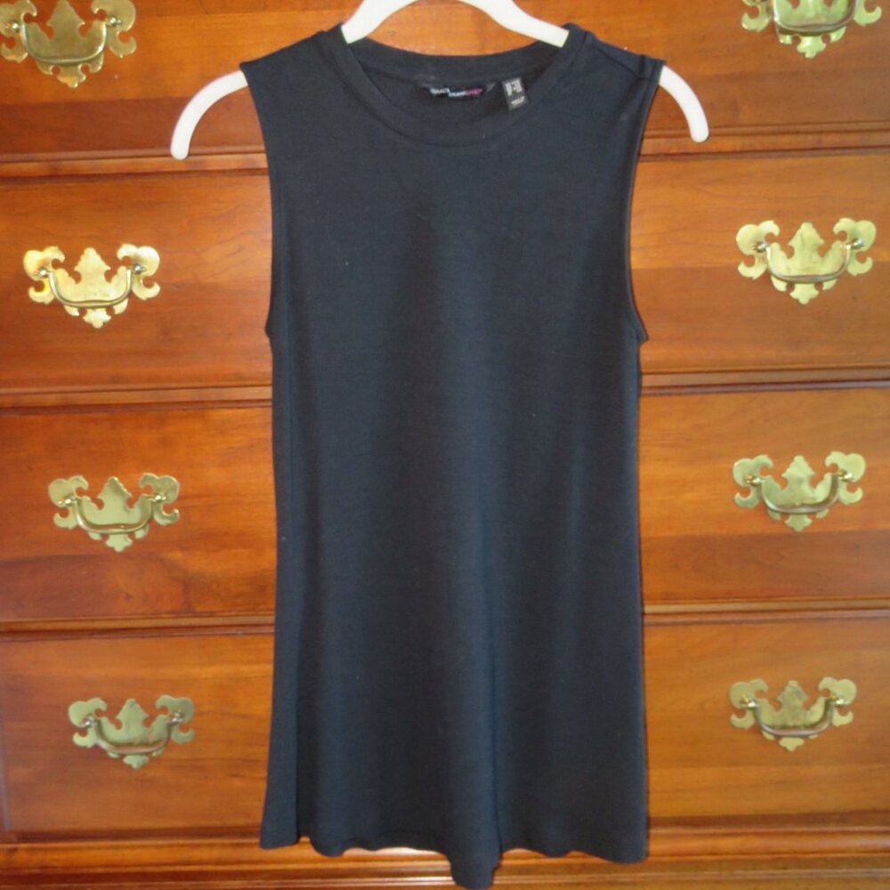 NWOT Isaac Mizrahi Live Black Crew Neck Swing Top Tank XXS